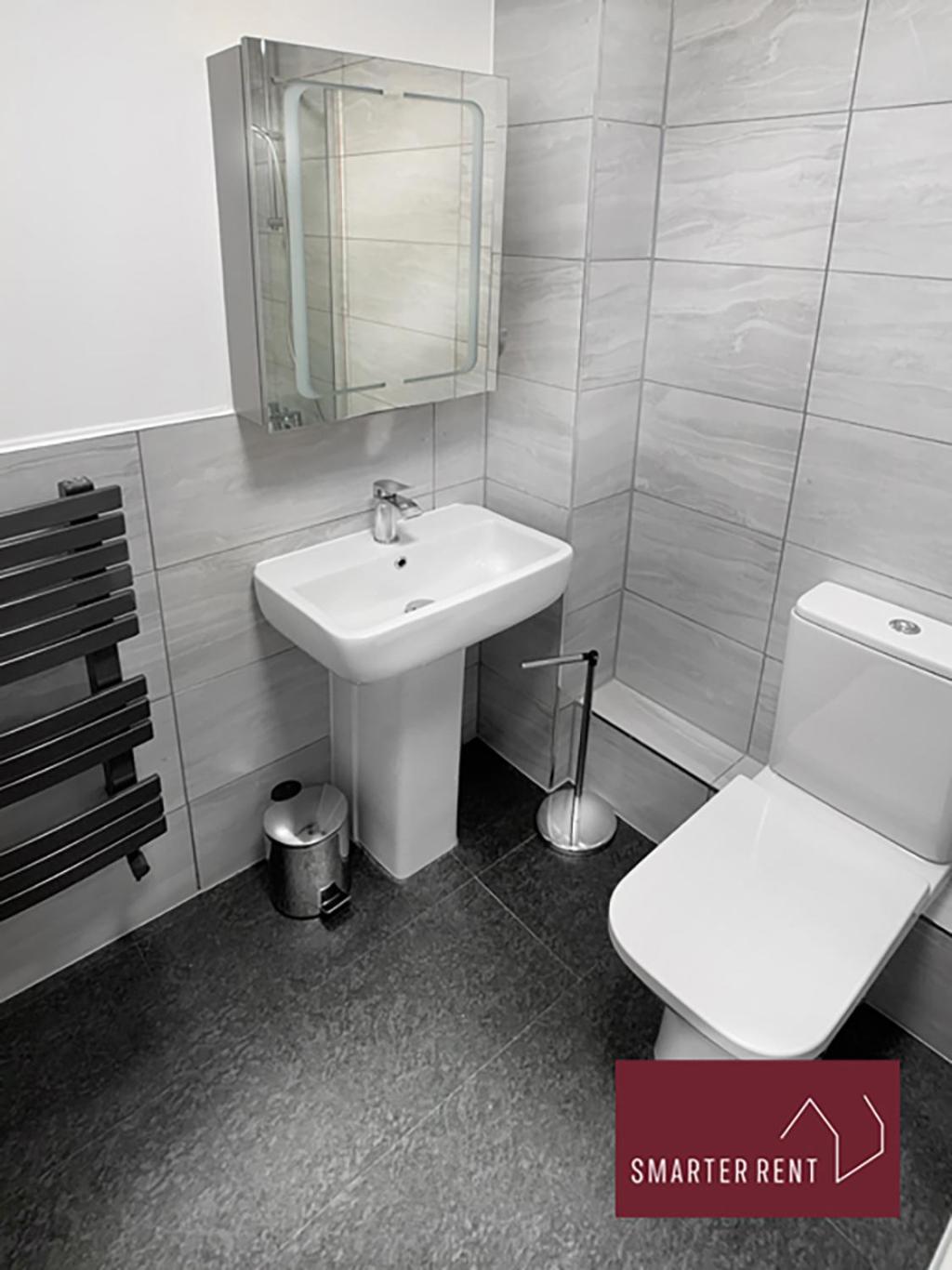 Knaphill - 2 Bedroom Terrace House - With Garden Brookwood Exteriör bild