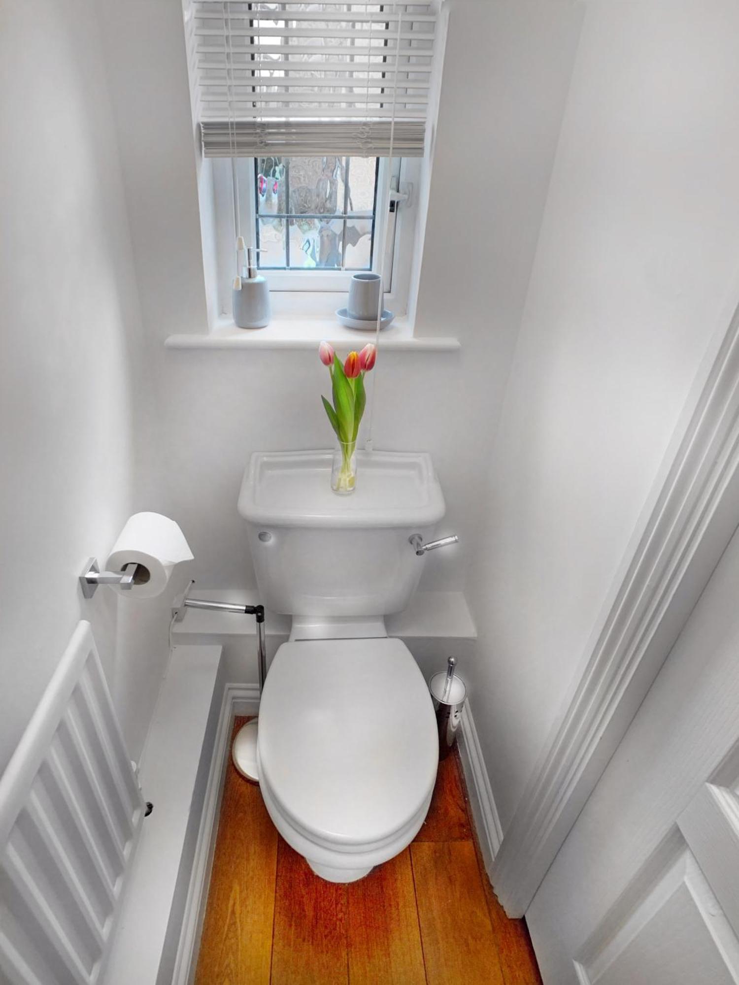 Knaphill - 2 Bedroom Terrace House - With Garden Brookwood Exteriör bild